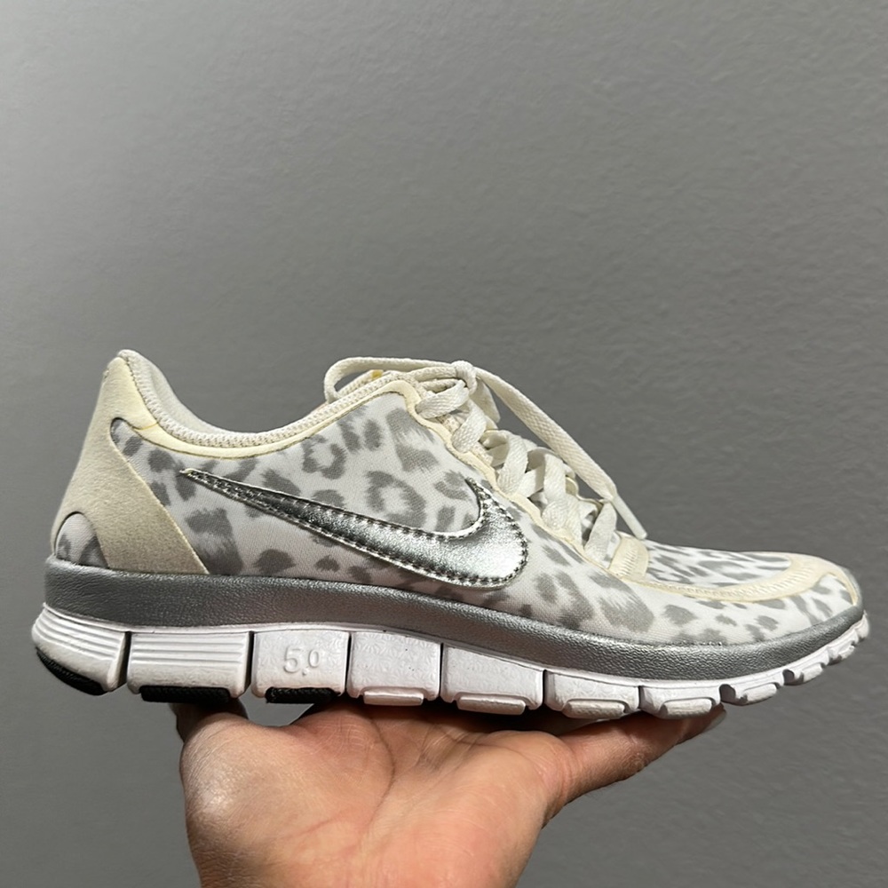 White leopard Nike Free 5.0 size 6